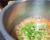 A picture of step 2 of Sweet corn soup.