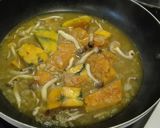 Foto langkah ke 3 dari resep Pumpkin Mushroom Soup.