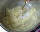 Foto del paso 2 de la receta: Bombas rellenas de dulce de leche y baño de chocolate