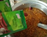 A picture of step 4 of Schezwan chilli chicken.