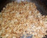 A picture of step 3 of Crispy Maggi donut.