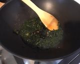 Une image de l'étape 5 de Crème de cèpes à l'ail et persil.