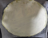 Foto del paso 1 de la receta: Hojaldre de berenjenas y queso curado a la miel