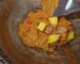 A picture of step 4 of Prawn Besaro.