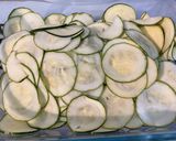 Une image de l'étape 3 de Flan de courgettes au bœuf, oignon de roscoff et romarin.