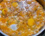 Foto langkah ke 3 dari resep Creamy Mushroom Egg (Shakshuka).