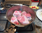 Foto del paso 2 de la receta: Codillo en salsa