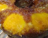 Foto del paso 4 de la receta: Torta invertida de duraznos en almíbar sin tacc