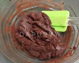 Foto langkah ke 3 dari resep CHOCOLATE CRINKLE COOKIES No Mixer(Cookies Retak).