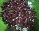 A picture of step 2 of Mexican Beans selad.