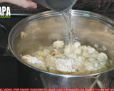 Foto del paso 5 de la receta: Crema de coliflor y almendras