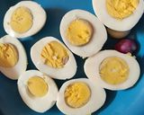 Foto langkah ke 1 dari resep Telur Bumbu petis.