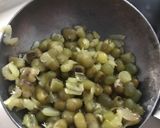 Foto langkah ke 2 dari resep Sayur kangkung kacang hijau.