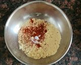 A picture of step 2 of Bread pakodas.