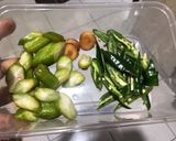 Foto langkah ke 1 dari resep Tumis Kulit Belimbing Wuluh ala Mama.