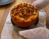 A picture of step 12 of Easy! Nuts and Dried Berry Baked Cheesecake.