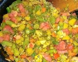 عکس مرحله 2 از دستور پلو سبزیجات،با طعم گوجه فرنگی.🍅🌶️🥕🌽🫛🥦🧄🧅🍄‍🟫🥔