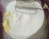A picture of step 4 of Special tea cake.
