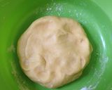Foto langkah ke 3 dari resep Pizza teflon sederhana.