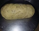 A picture of step 3 of Zeera biscuits.