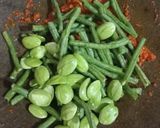 Foto langkah ke 2 dari resep Sayur Santan Tahu Tempe Ikan Asin.