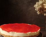 Foto langkah ke 3 dari resep Strawberry Cheesecake No Bake.