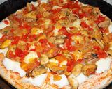 Foto del paso 9 de la receta: Pizza de los enamorados con mejillones y caviar