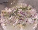 A picture of step 1 of Green chicken Kardahi.
