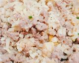 Hình bước làm 2 của món Cá hấp cuốn bánh tráng