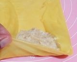 Foto langkah ke 3 dari resep Frozen Food | Egg Chicken Roll.