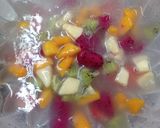 Foto langkah ke 4 dari resep Pudding Buah Bunga Telang.