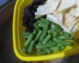 Foto langkah ke 4 dari resep 1004. Sup Ayam Rempah Simpel.