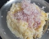 A picture of step 1 of Layered Aloo Paratha.