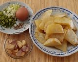 Foto langkah ke 1 dari resep Persatuan Kentang dan Telur (Perkedel).