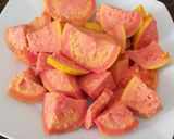 Foto del paso 1 de la receta: Licuado de Guayaba y Lima