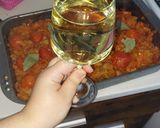 Pas rețetă Varză călită la cuptor în vin alb demidulce cu carne de porc și șuncă afumată 7 fotografie