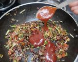 A picture of step 4 of Monchow Soup.