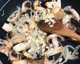 Foto del paso 2 de la receta: Keto - Pollo al champiñón