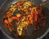 Foto langkah ke 4 dari resep Nasi Bakar Ayam Kecap.