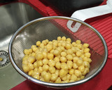 Foto del paso 1 de la receta: Garbanzos con acelgas