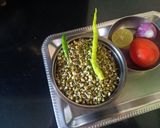 ફણગાવેલા મગનું સલાડ (Sprout Mag Salad Recipe In Gujarati) રેસીપી સ્ટેપ1ફોટો