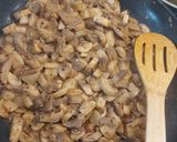 Krémes gombás orecchiette recept fázis 2 fotója