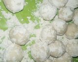 Foto langkah ke 3 dari resep Cimol isi keju (tidak alot).