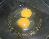 Foto langkah ke 2 dari resep Bolu Karamel Minimalis Teflon Anti Gagal.