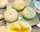 Hình bước làm 5 của món Bánh bao kim sa trứng muối