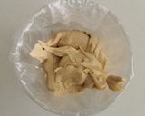 A picture of step 5 of Coffee butter buns.