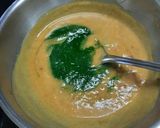 A picture of step 8 of Urad dal kofta in garlicky spinach gravy.