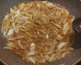 Foto del paso 1 de la receta: Pan pizza cebolla caramelizada y queso de cabra