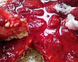 A picture of step 5 of Strawberry Cream Cheese Cake.
