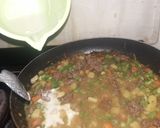 A picture of step 2 of Meat pie.